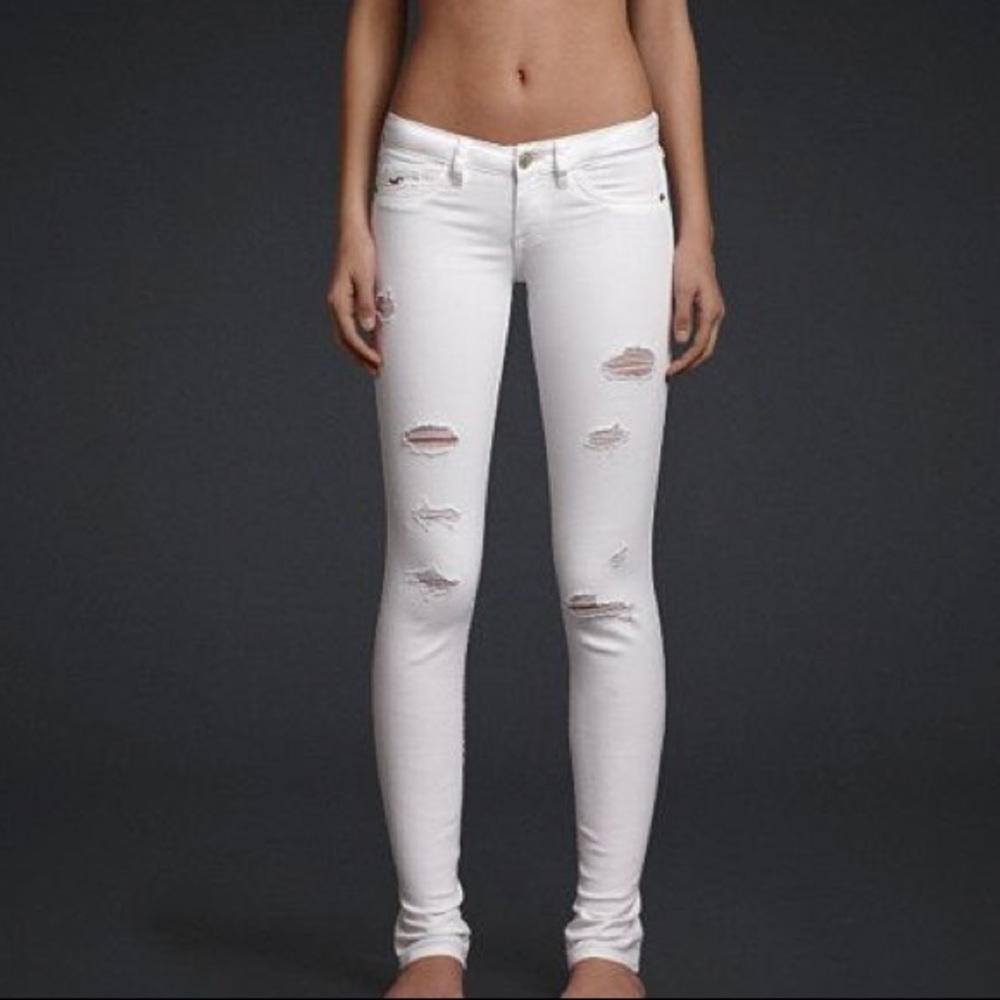 LIKE NEW White Ripped Hollister Skinny Jeans!!!!